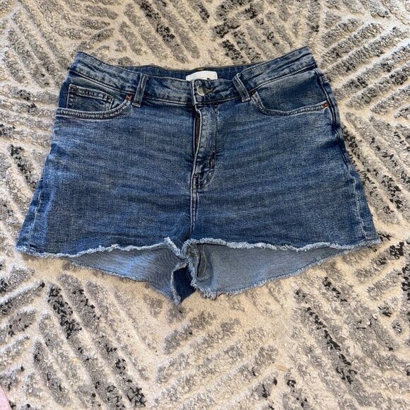 H&M Medium Blue Cut Off Denim Jean Shorts Size 10 Women Mid Rise - Picture 3 of 11
